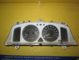 Toyota - speedo cluster - 83800-02120
